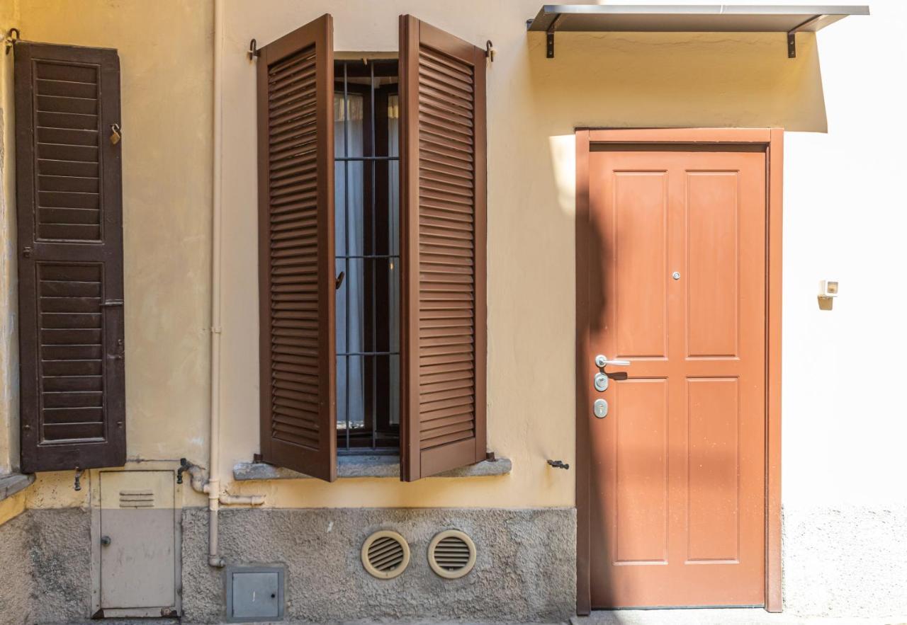 Xenia Apartments - Accogliente Pied-A-Terre Sui Navigli Milánó Kültér fotó